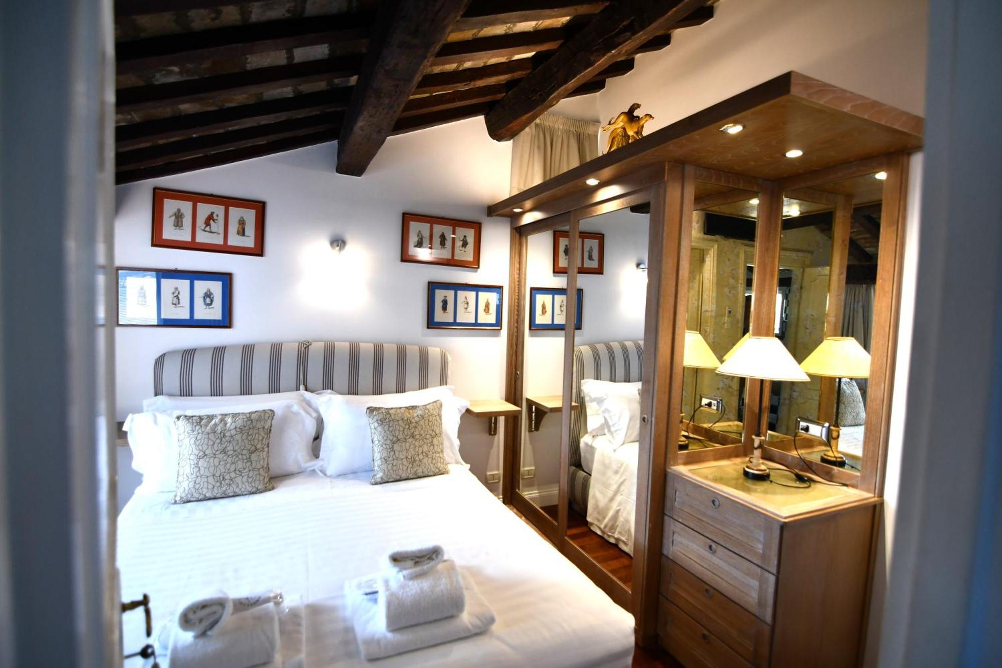 Apartahotel Babuino 79 2*